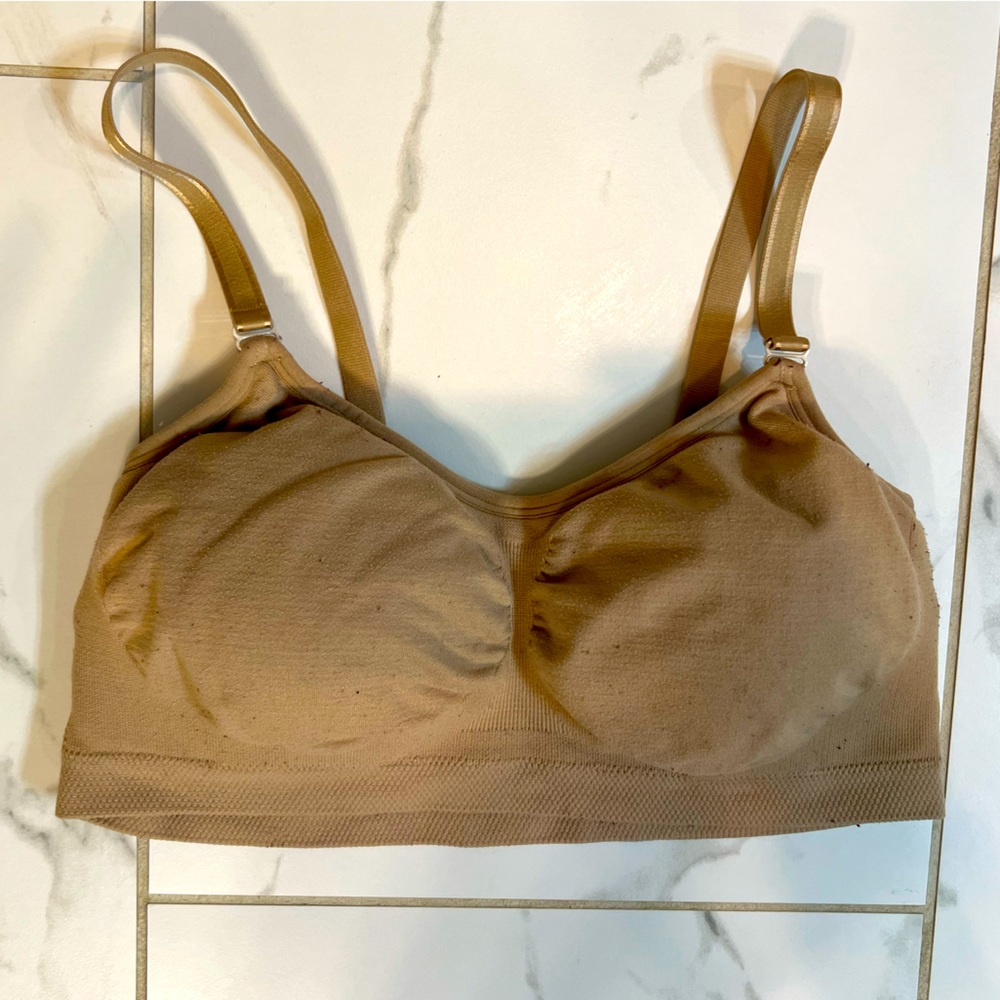 Motherhood pumping and nursing bra, size medium
